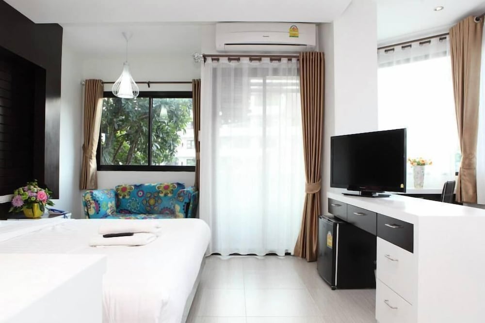 Huay Kaew Palace 2 33/64