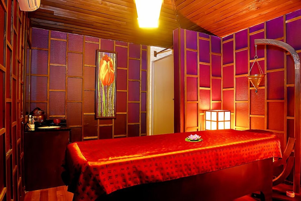 Siam Elegance Hotels and Spa 17/35