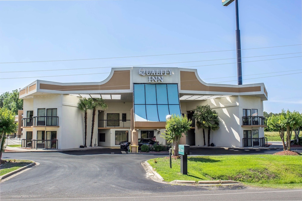 Quality Inn Selma NC 1/25