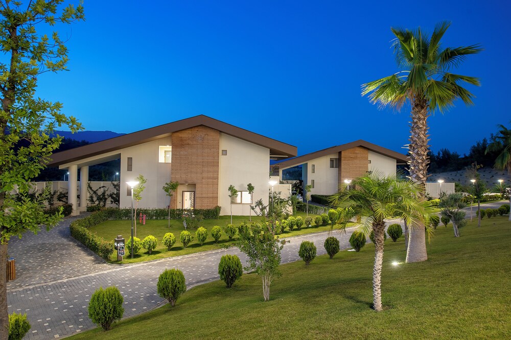 BN Hotel Thermal & SPA Mersin 46/50
