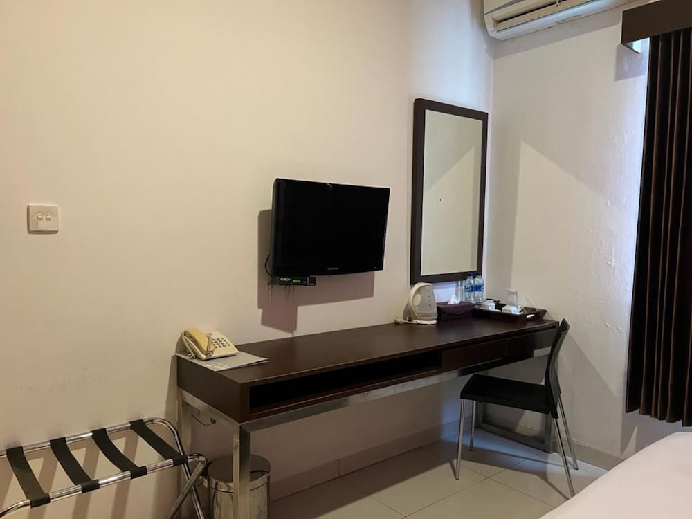 Ayla City Hotel 49/57