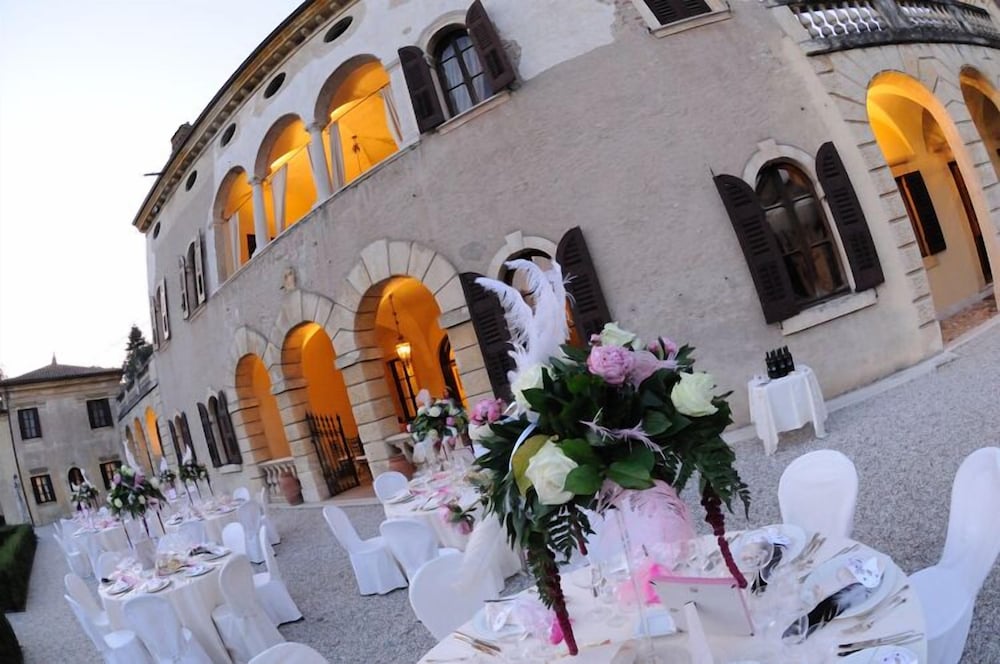 HOTEL VILLA GIONA 2/77
