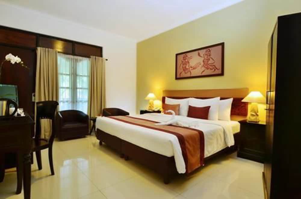 Sarinande Hotel 23/70