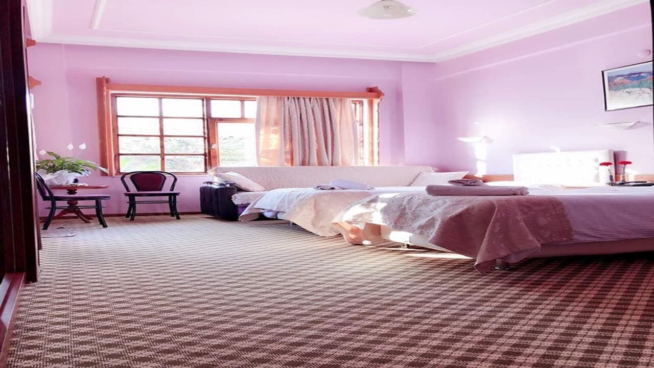 Suite, Multiple Beds، Karyatit 7/10
