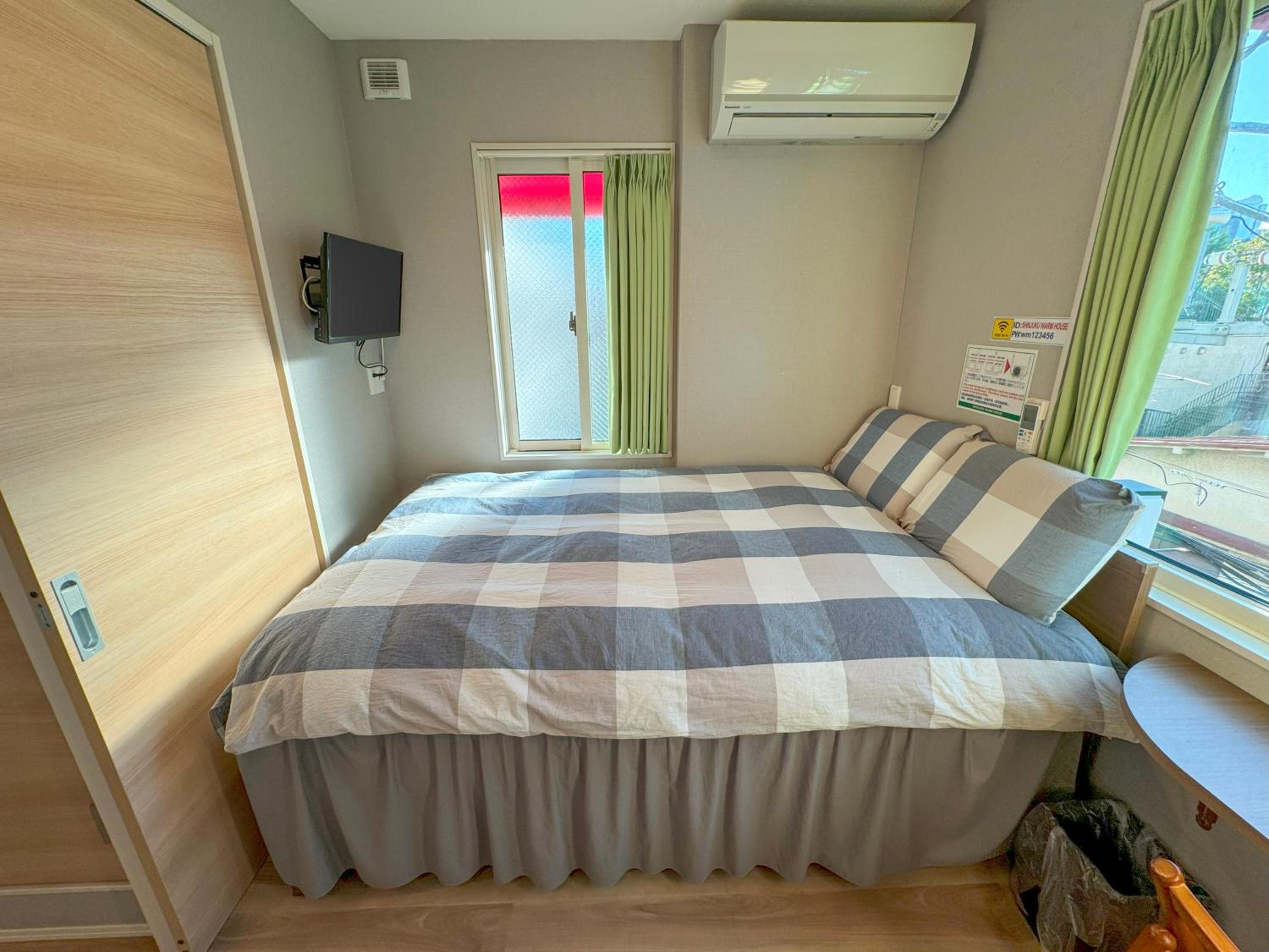 Family, 2 Double Beds, Main Building
