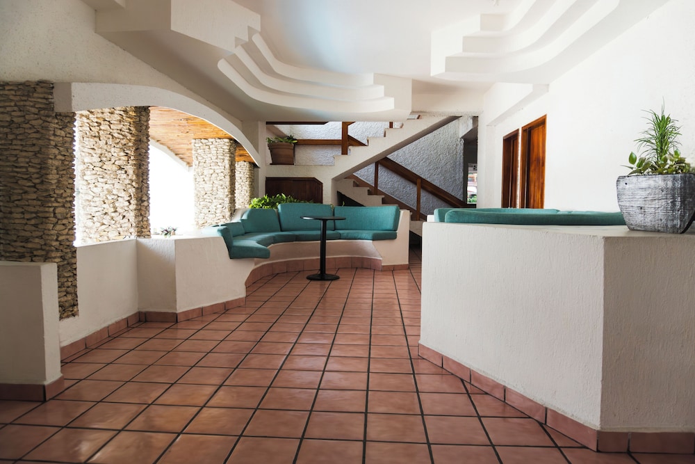 Antillano Hotel 14/60