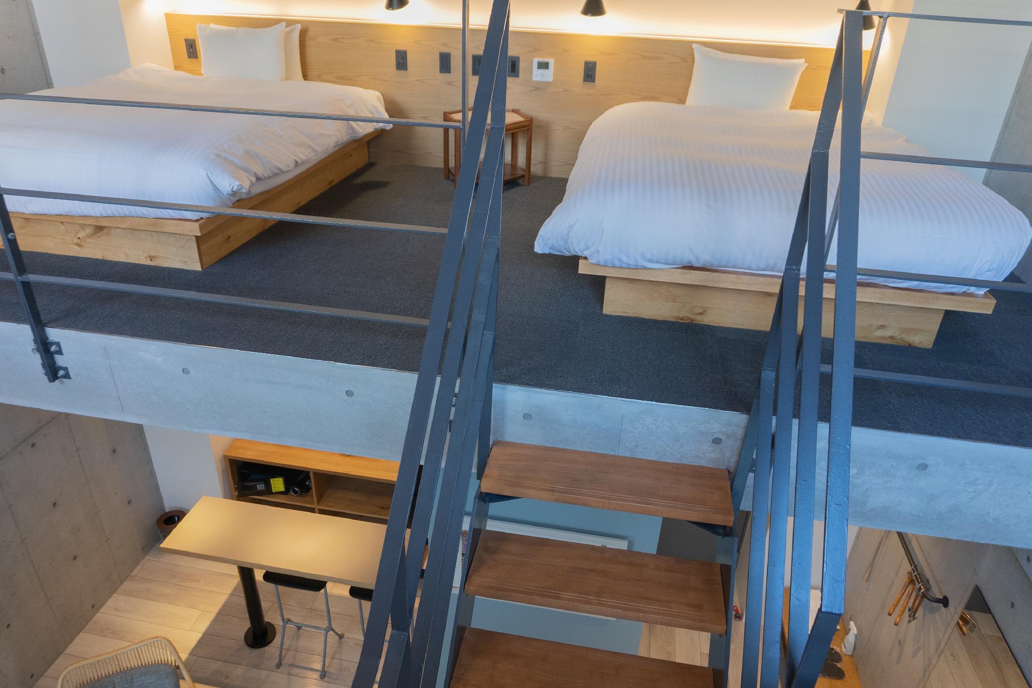 Atrium, Maisonette, Standard, Twin Beds
