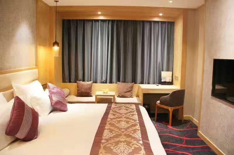 Sophia International Hotel Qingdao 12/28