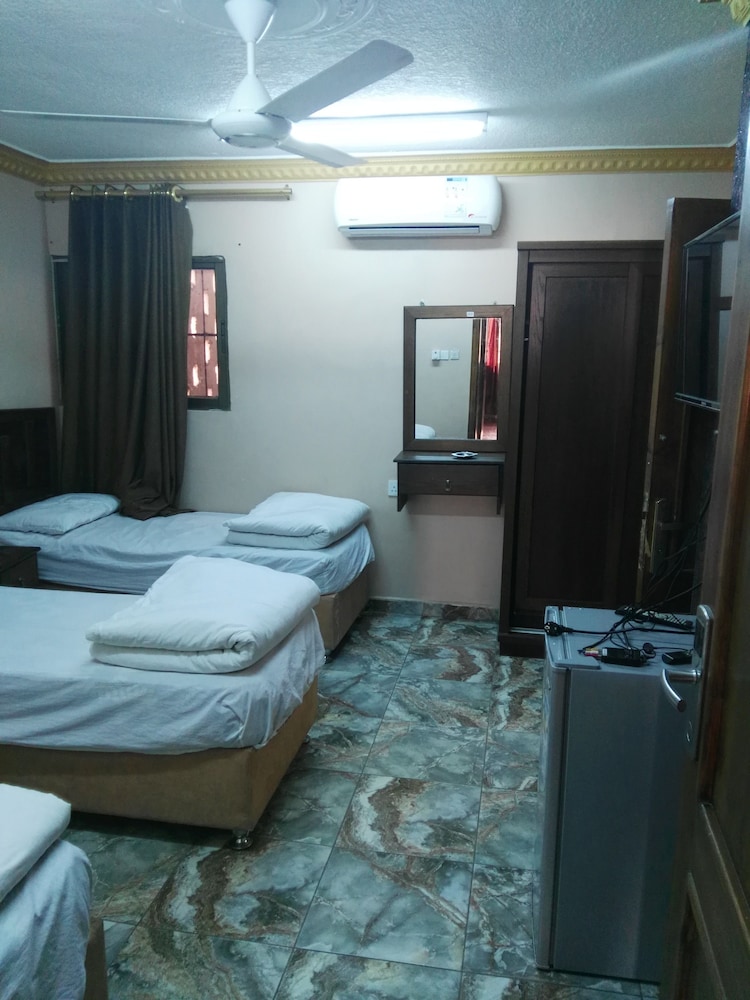 Sea Beach Hotel 11/44