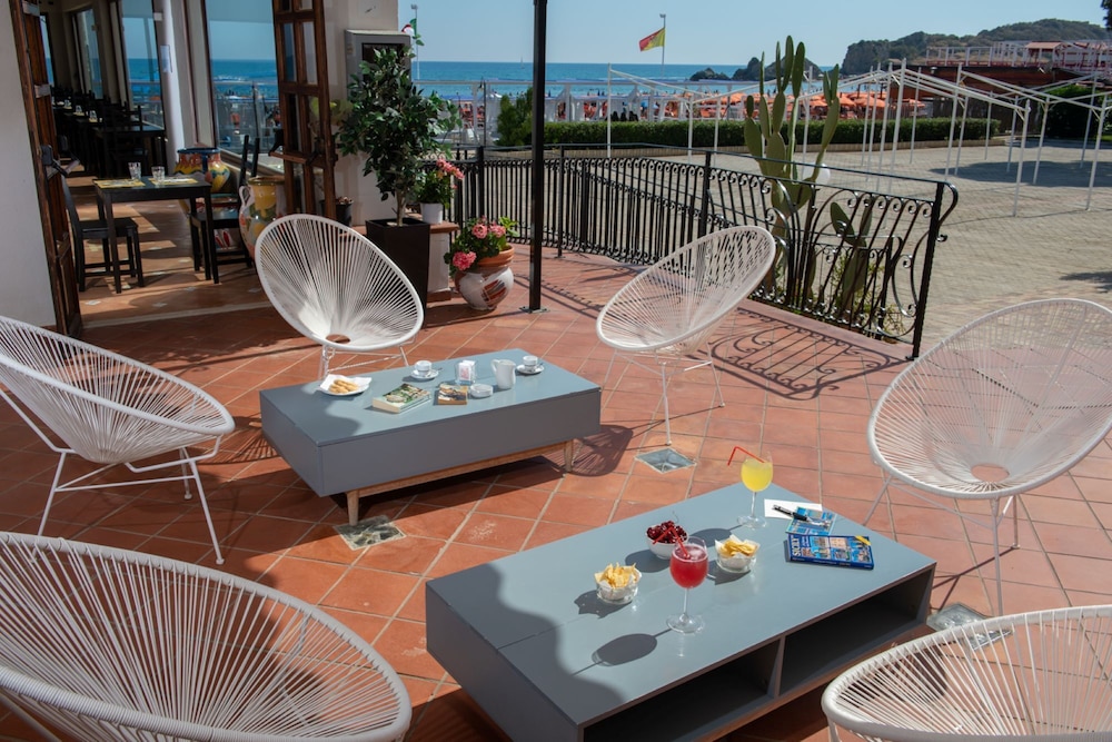 Hotel Baia d'Oro 35/55
