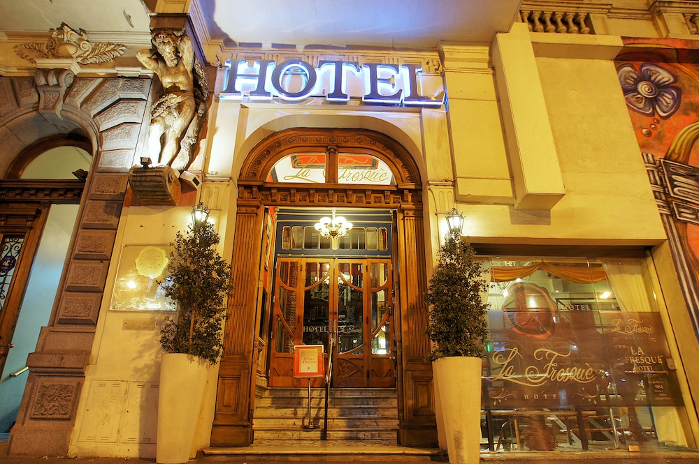 La Fresque Hotel 2/40
