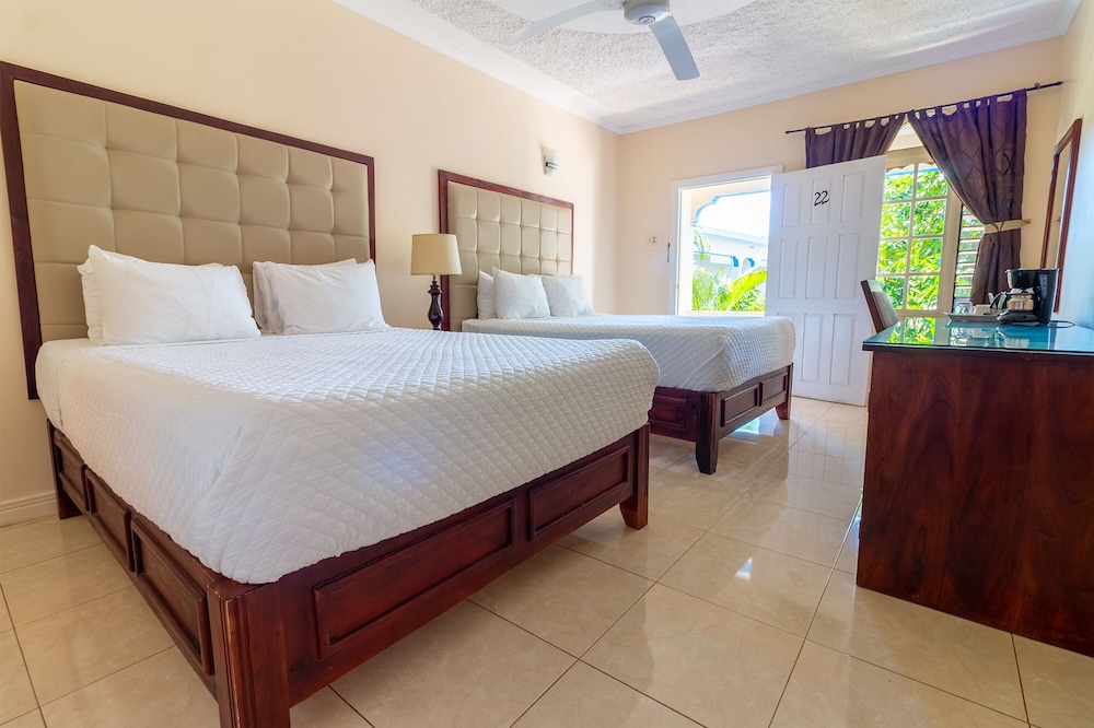 Travellers Beach Resort 22/61