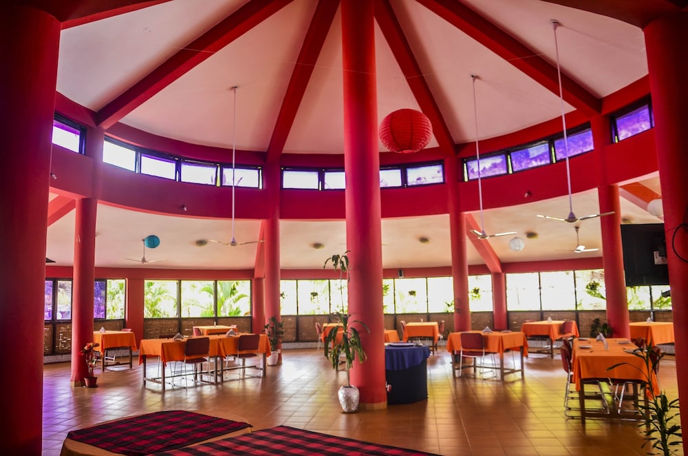 INDISMART WOODBOURNE RESORT 37/50
