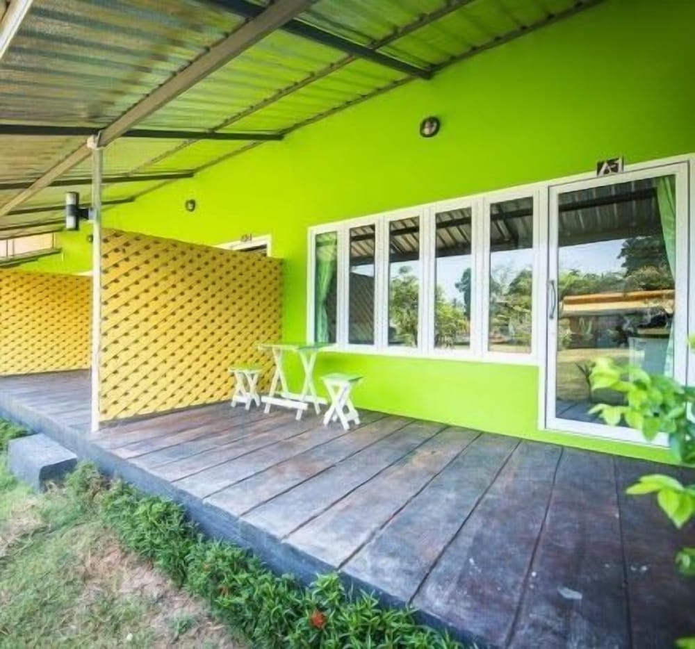 Phutara Resort Ranong 54/61