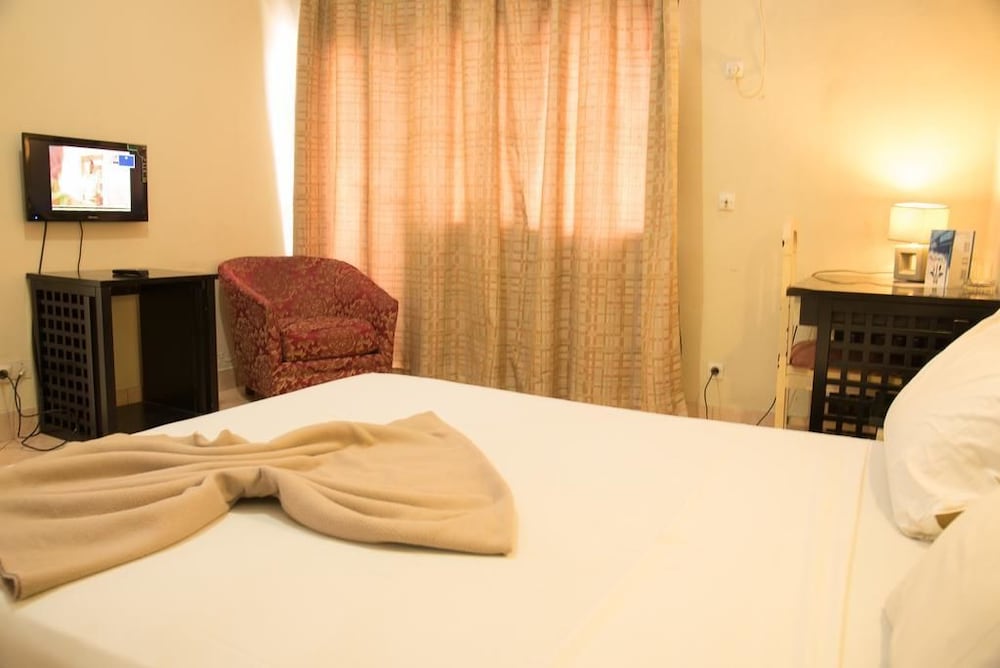 Hotel Beausejour Mirabel 12/27