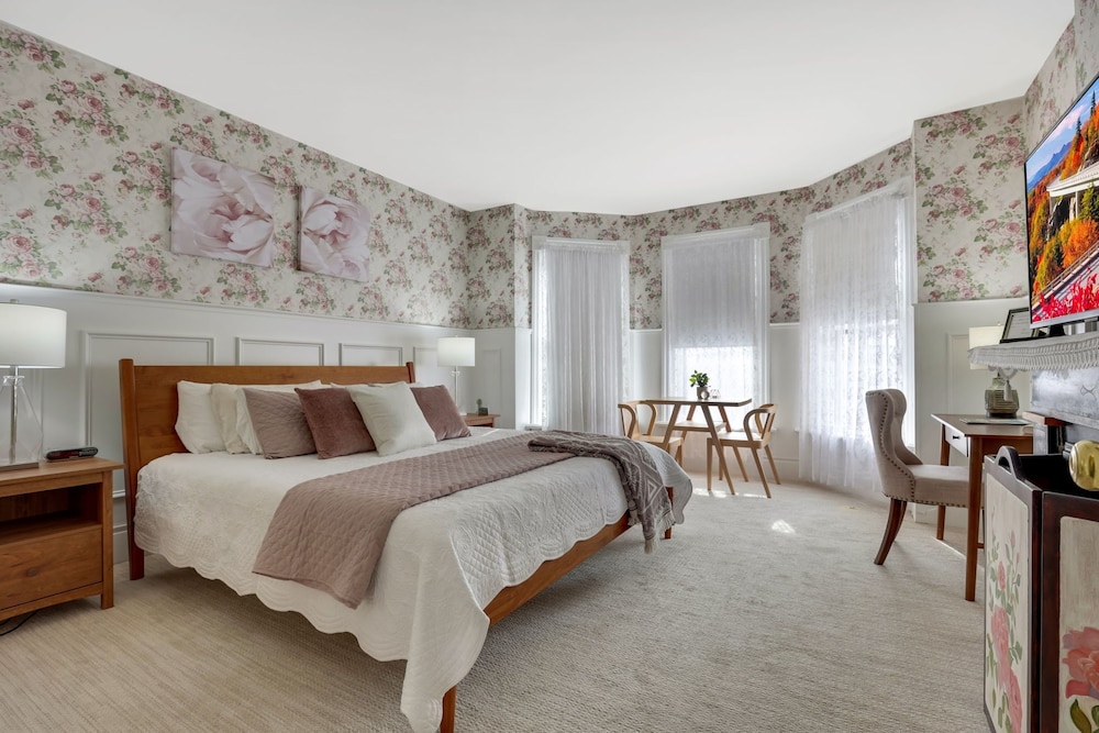 50 Lincoln Short North Bed and Breakfast 23/71