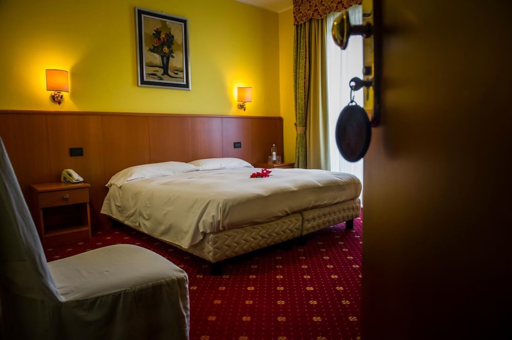 Hotel Cinzia 16/50