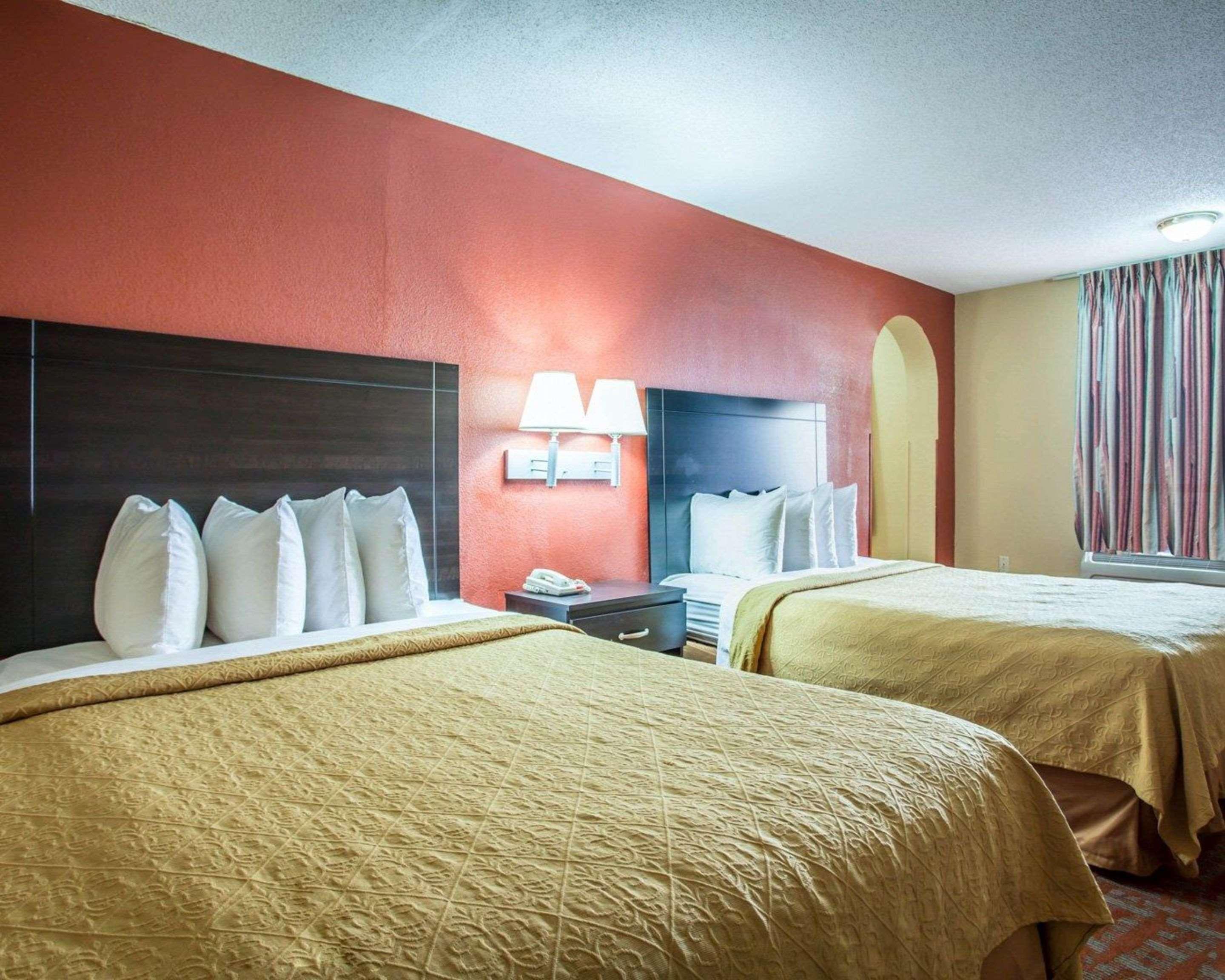 Room, 2 Queen Beds