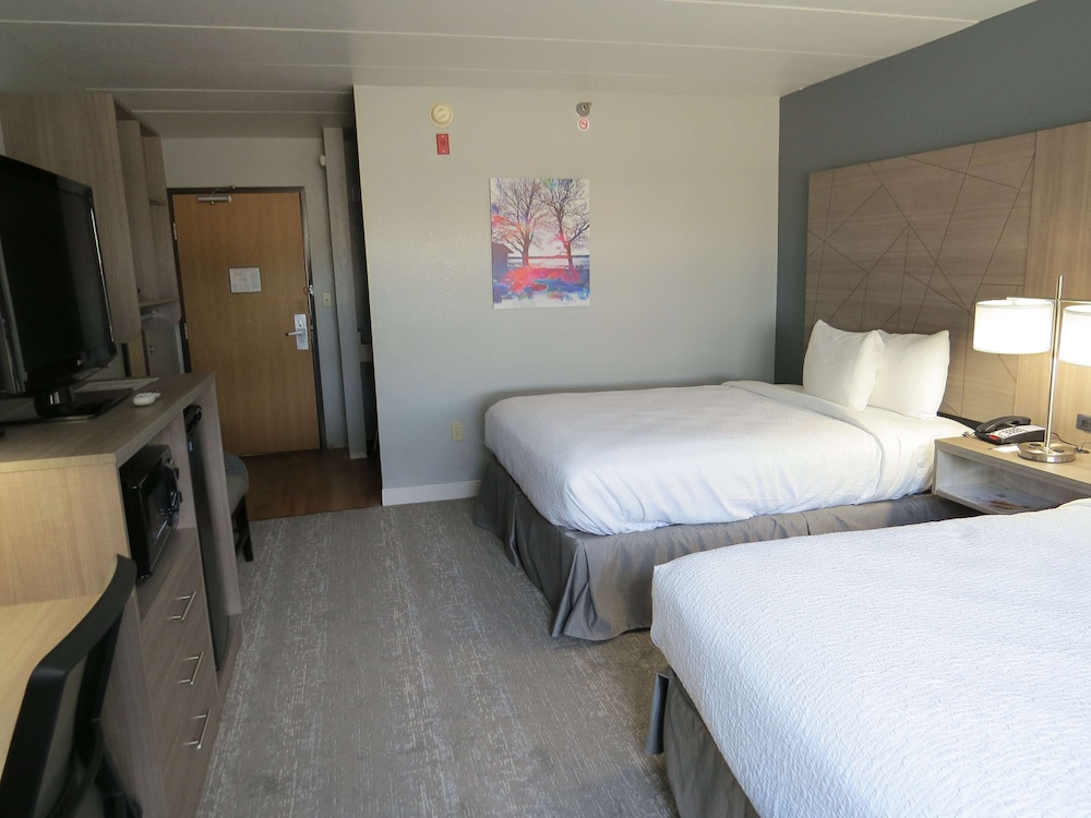 Best Western Fort Wayne I-69 North 15/45