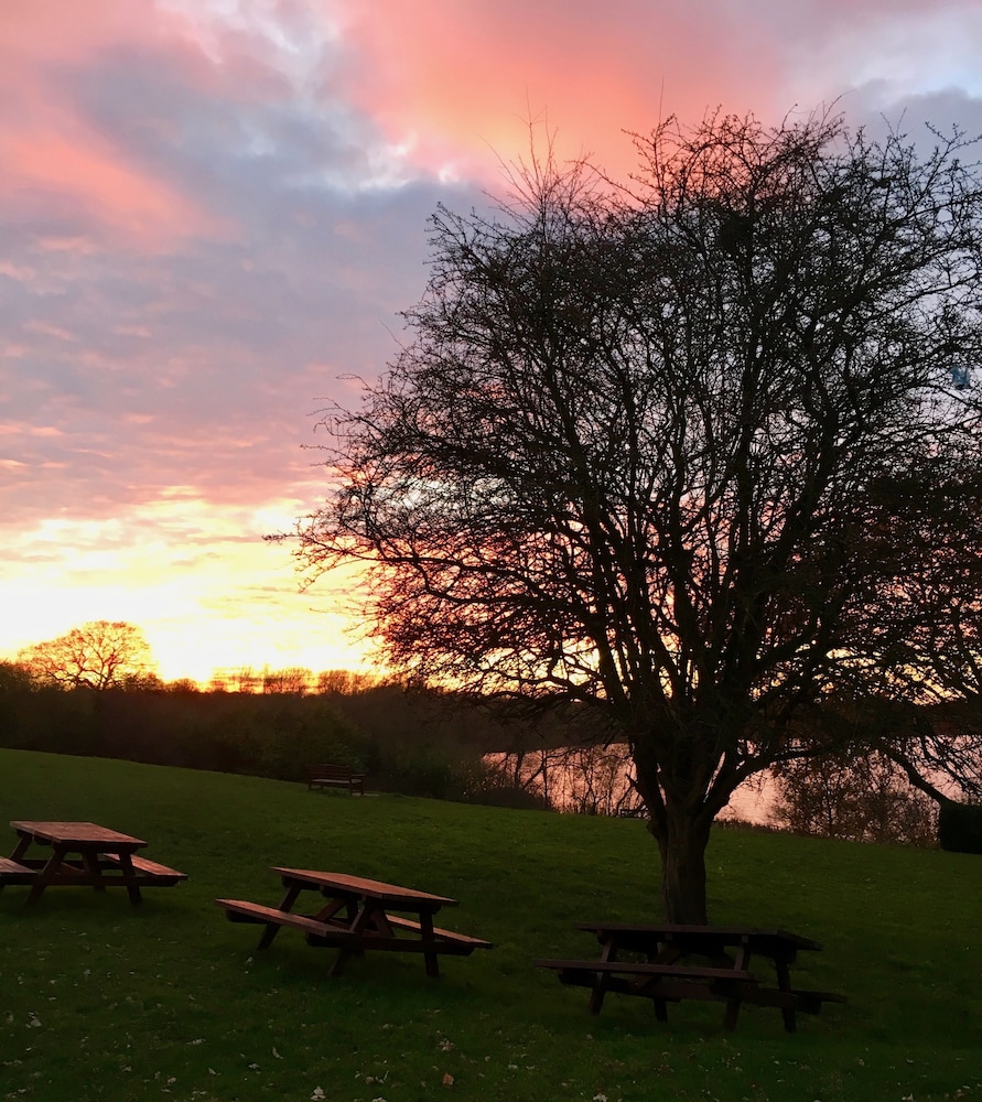 Pickmere Country Guest House 34/50