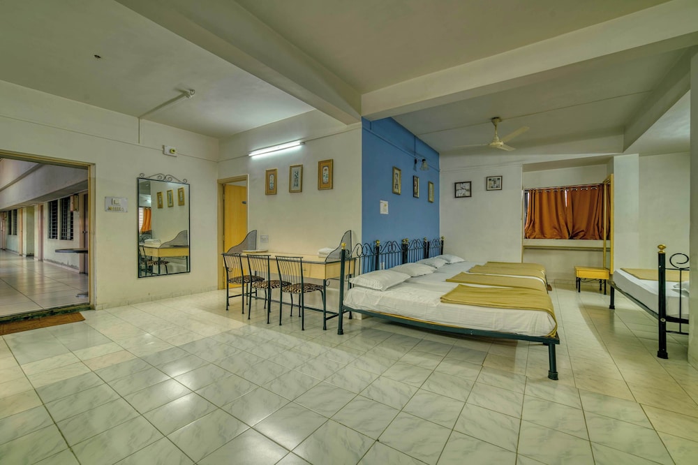 Hotel Grand Ashwin 20/41