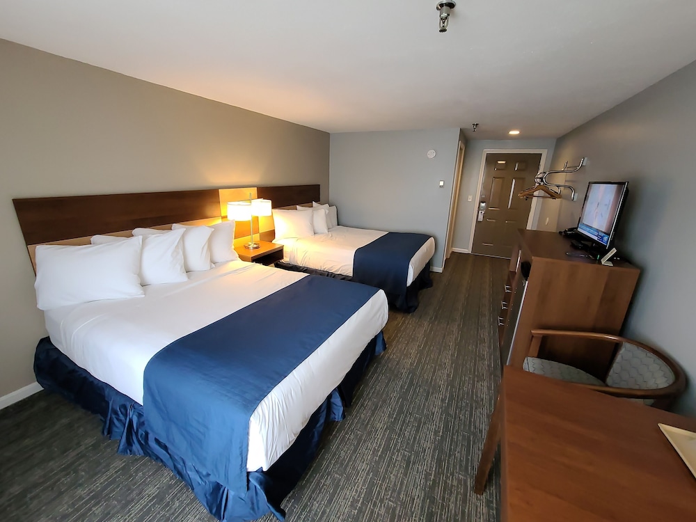 Hampton Village Resort 6/54