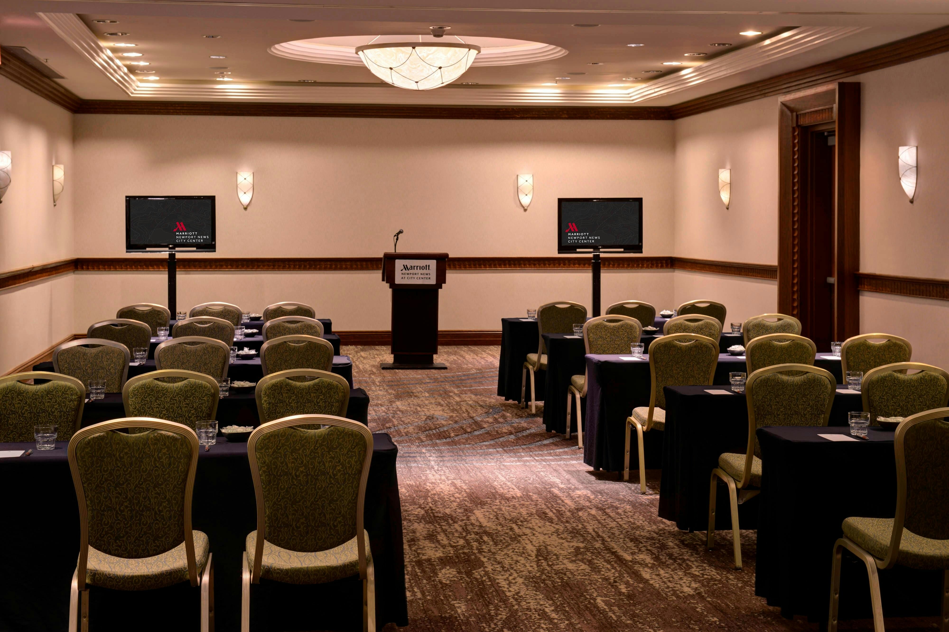 Newport News Marriott at City Center 53/62