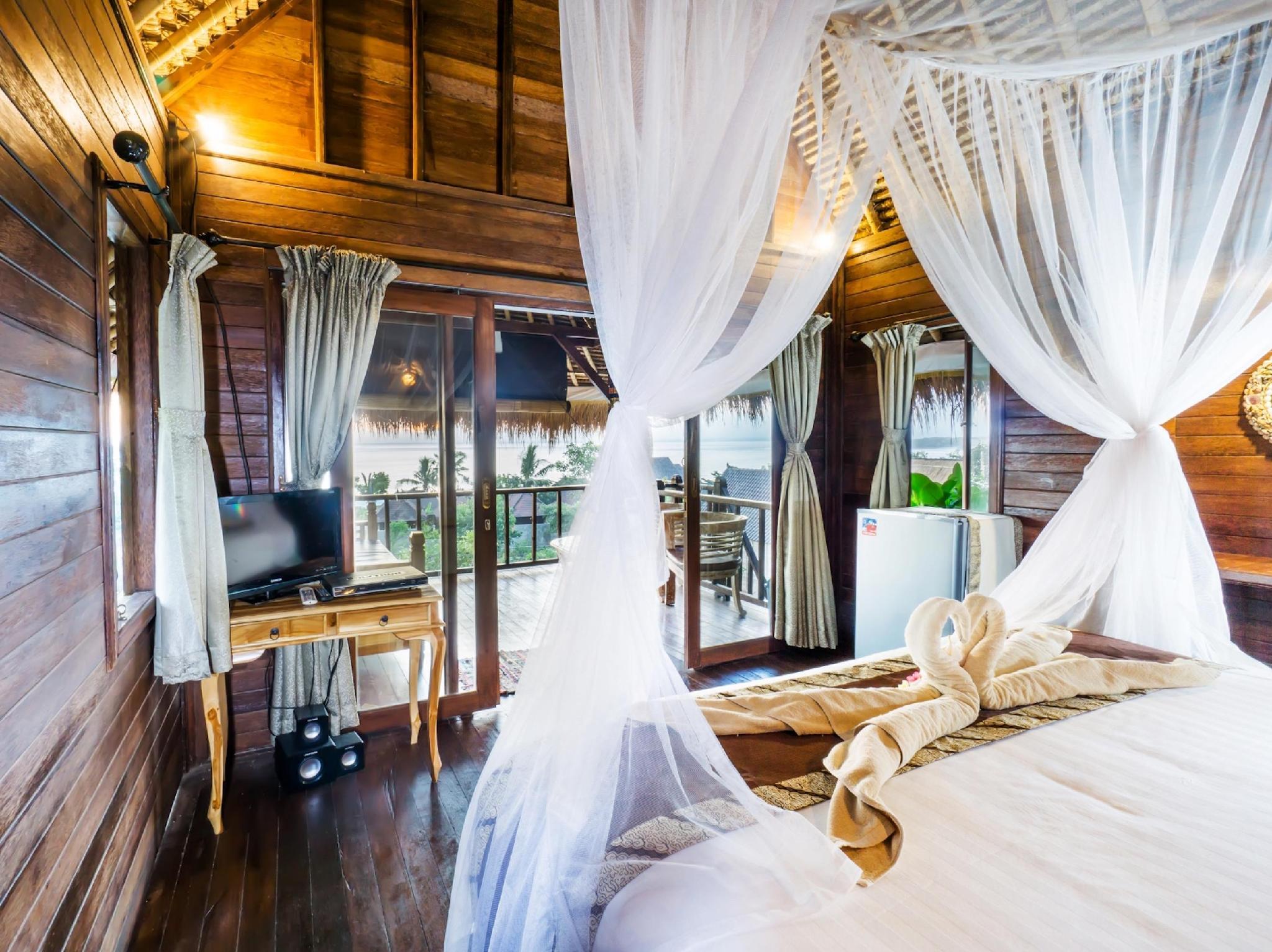 2 BEDROOMS, BUNGALOW