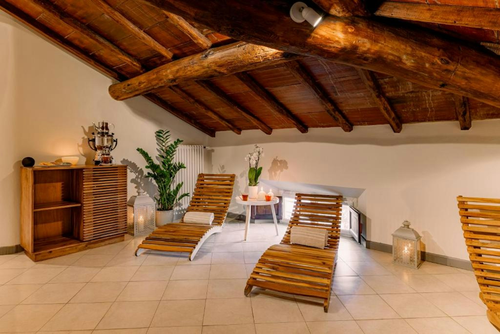 Villa Romantica 7/47
