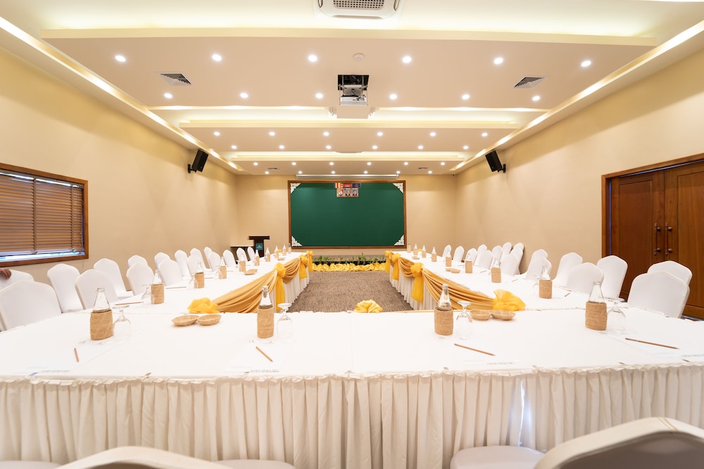 Amatak Boutique Hotel 42/50