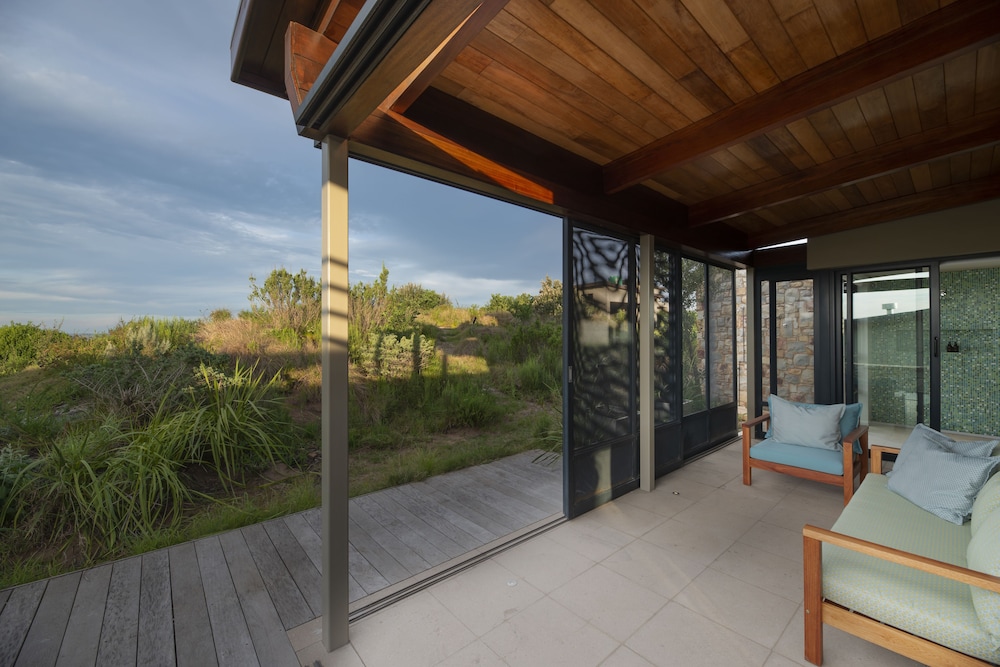 Alkira Lodge 15/33