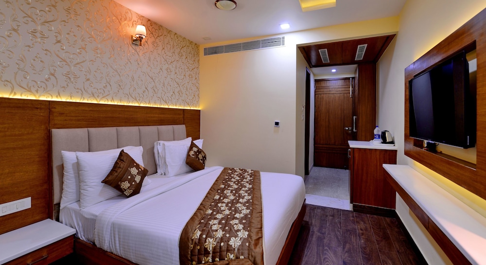 EXECUTIVE, DOUBLE BED