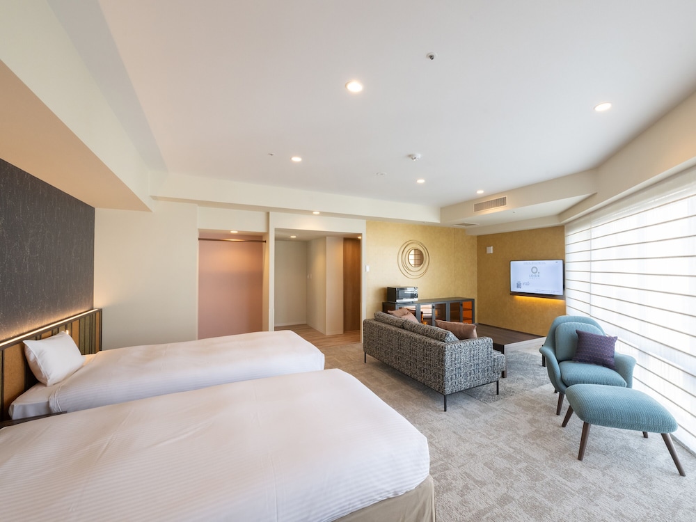 PREMIER, TWIN BEDS