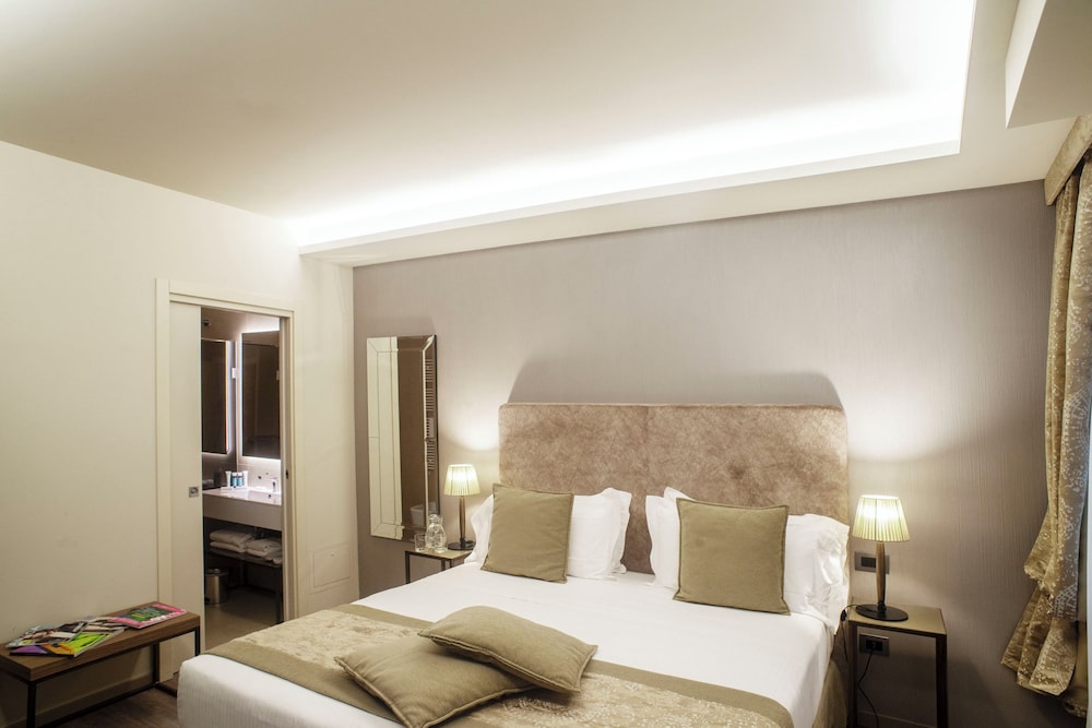 2 Bedrooms, Medium, Deluxe, Apartment, 2 Queen Beds