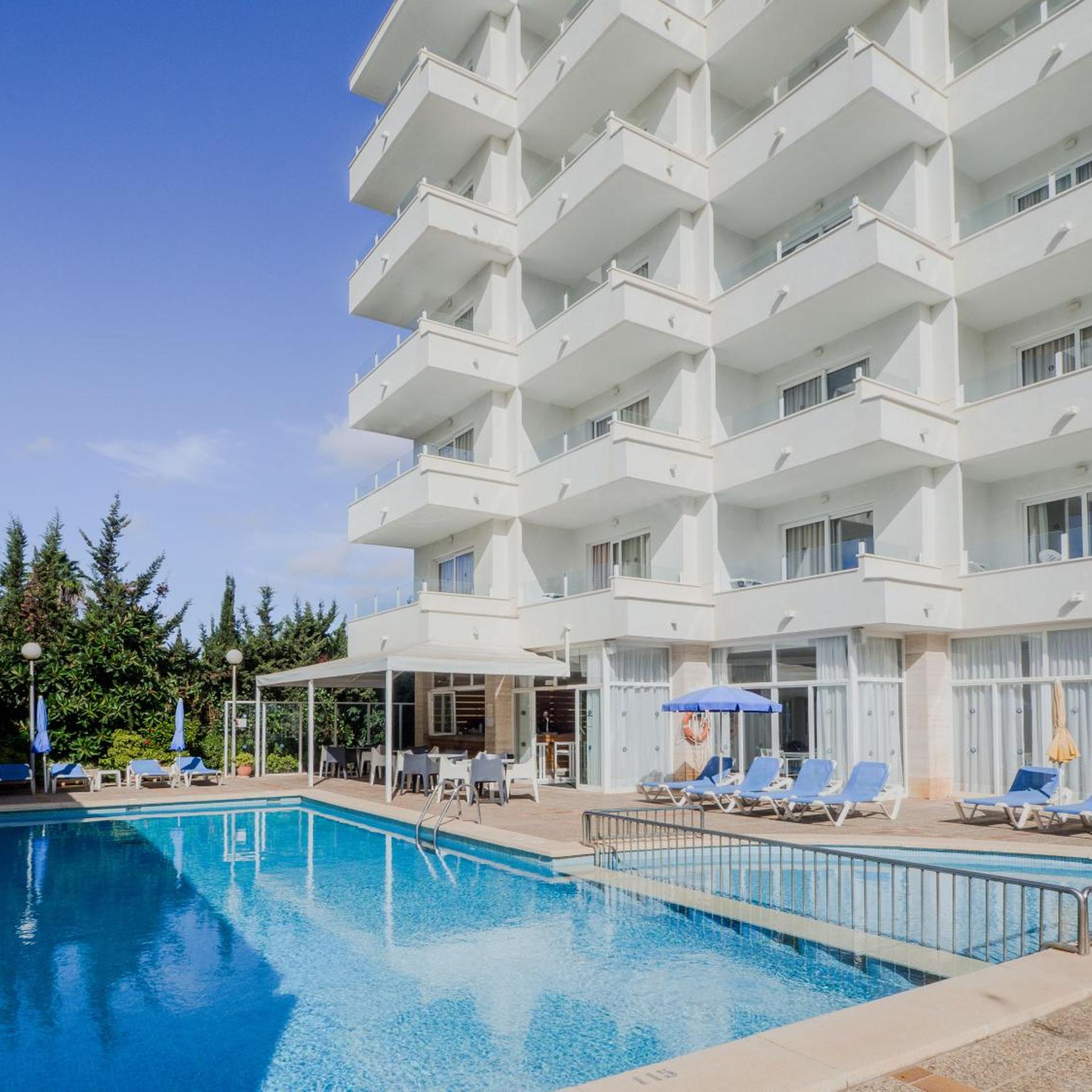 Hotel La Santa Maria 2/28