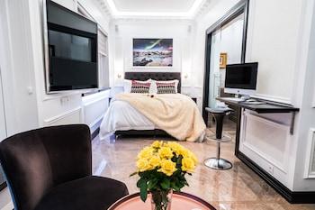 Sapphire, Suite, King Bed