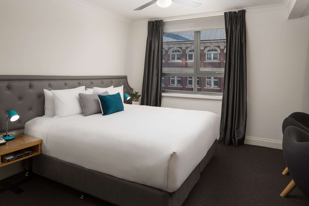 Pensione Hotel Perth 13/52