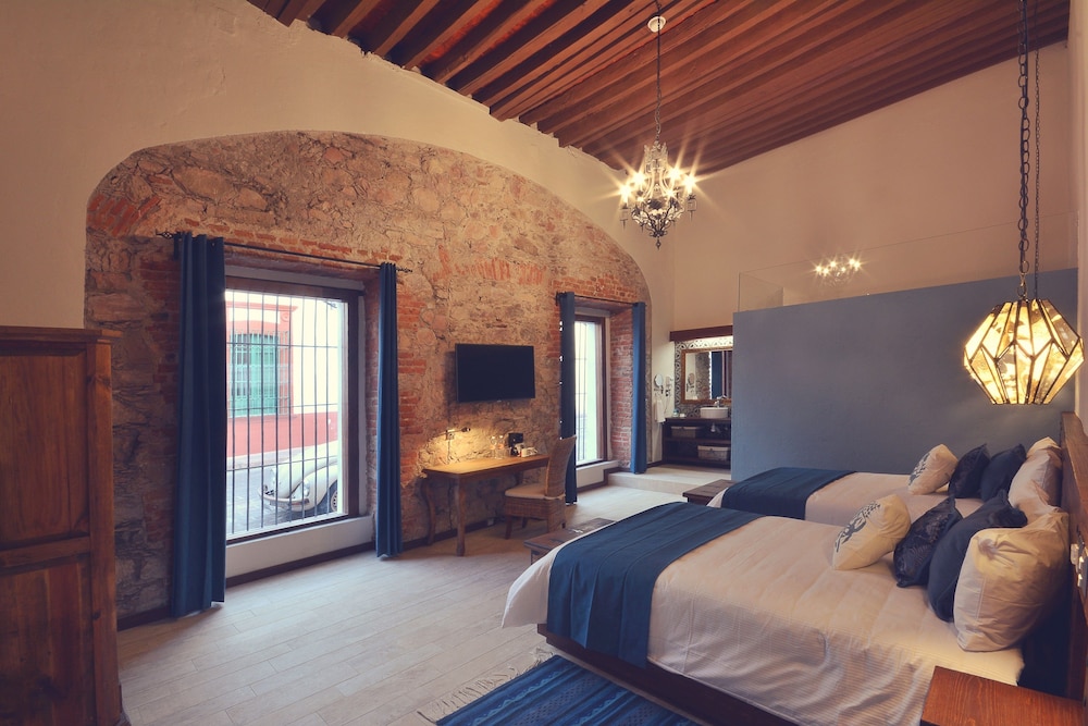 Hotel Casa Altamira 13/45