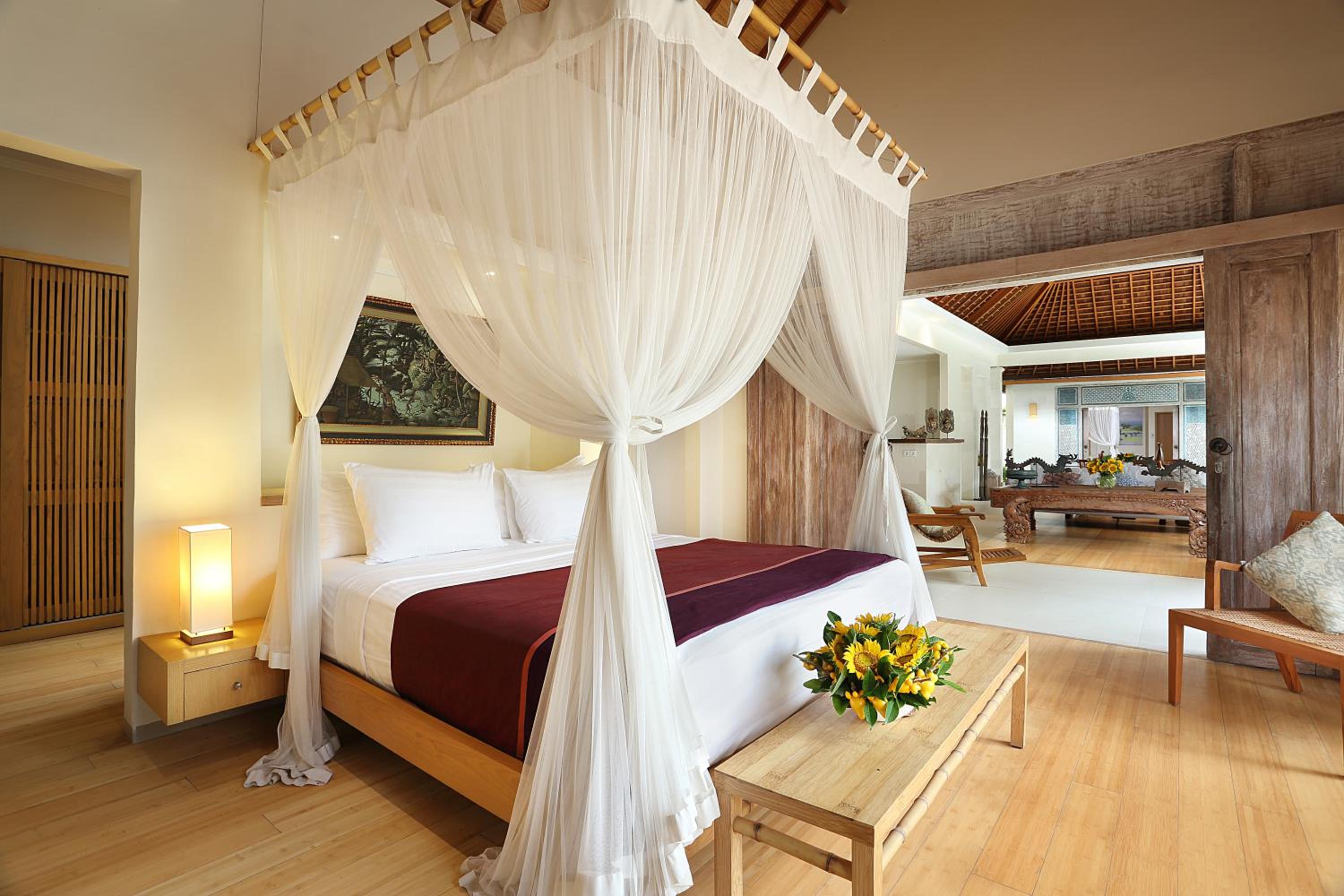 3 Bedrooms, Pool, Villa