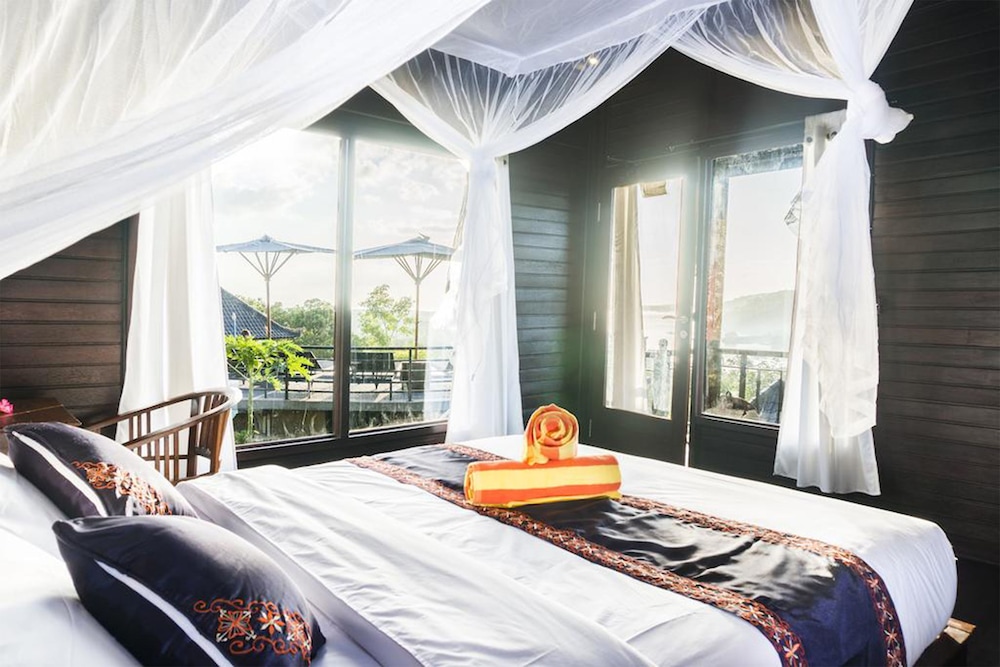 Sunrise Hut's Lembongan 23/54