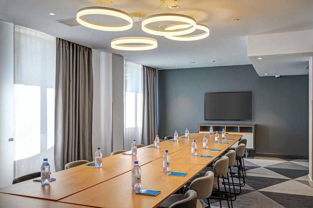 Holiday Inn Express - Almaty, an IHG Hotel 41/47