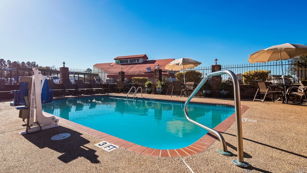 Best Western Rayne Inn 1/26