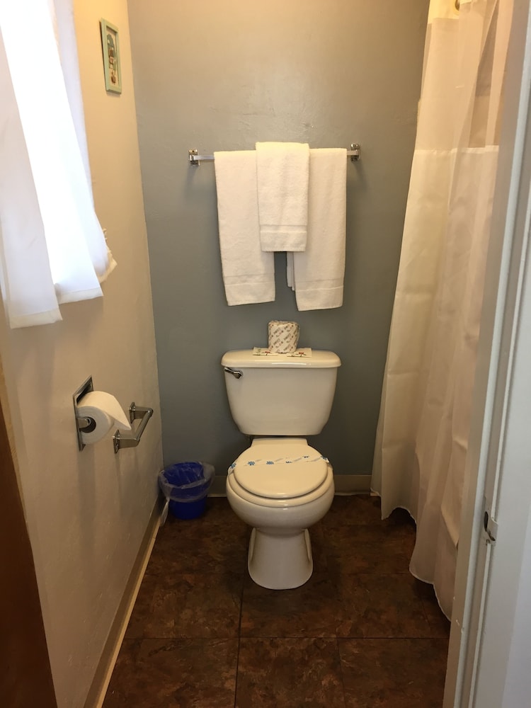 Holiday Lodge 30/66