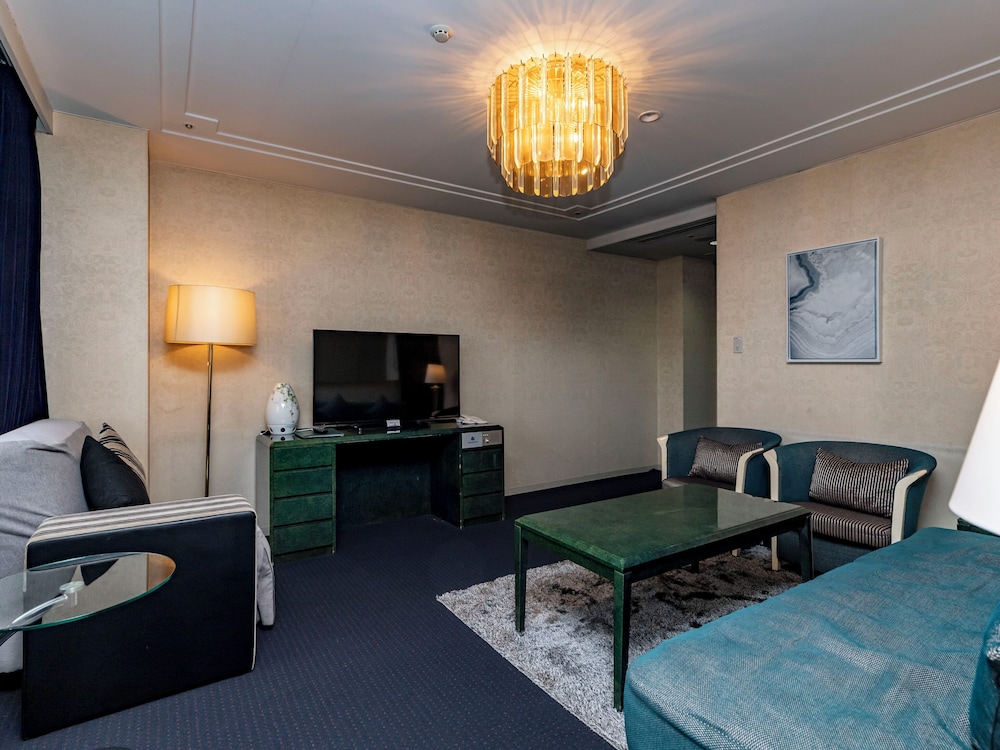 Century Plaza Hotel 49/58