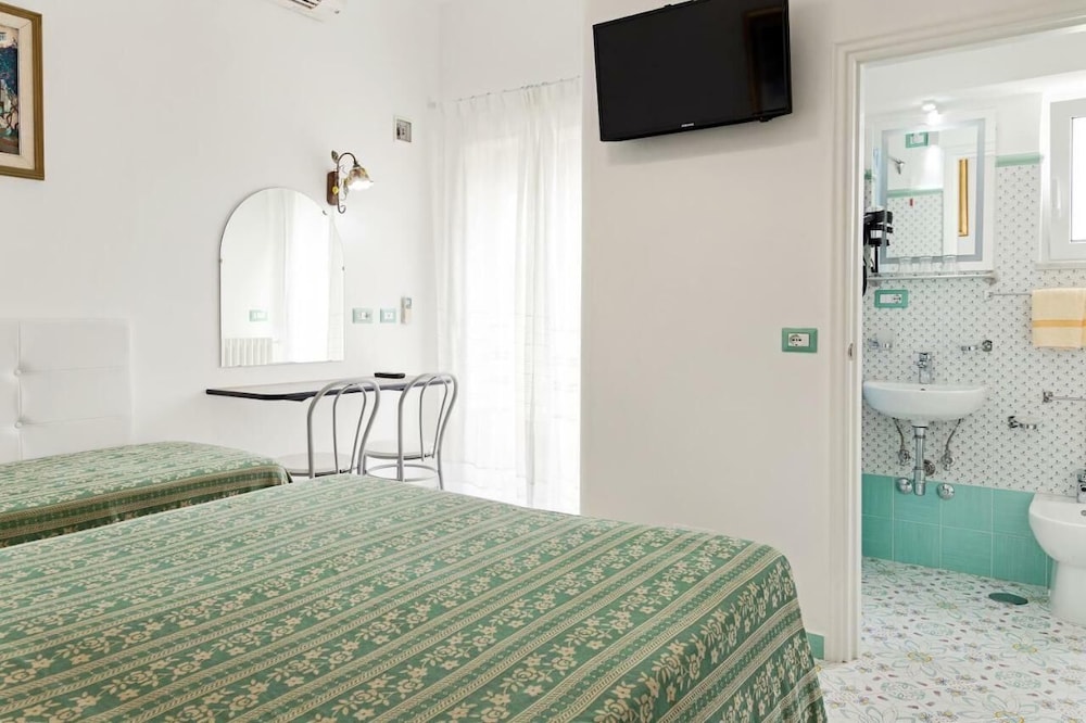 Hotel Carmencita 38/52
