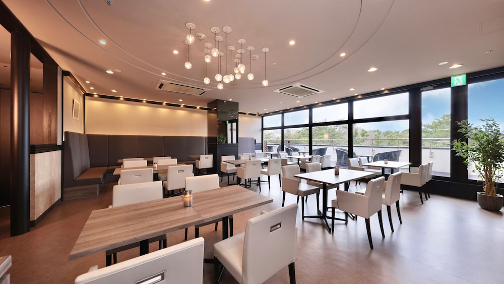 Crystal Hotel Minami Senri 46/54