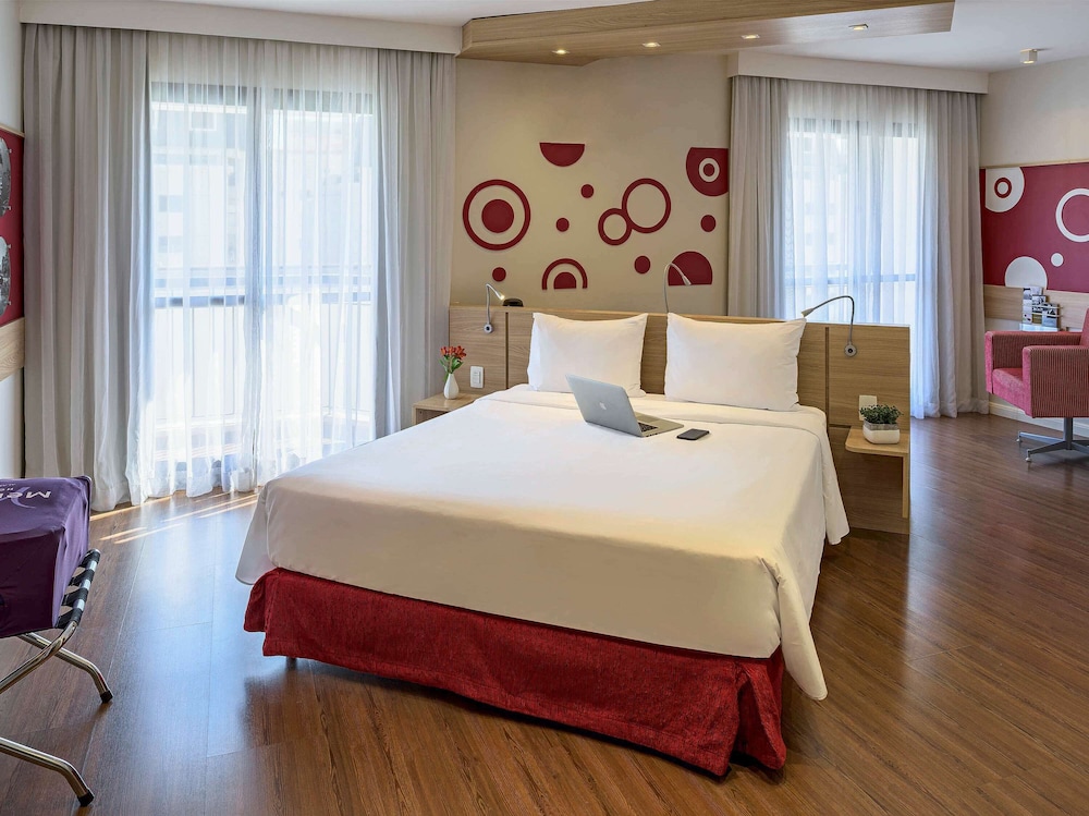 Mercure Sao Paulo Alamedas 27/74