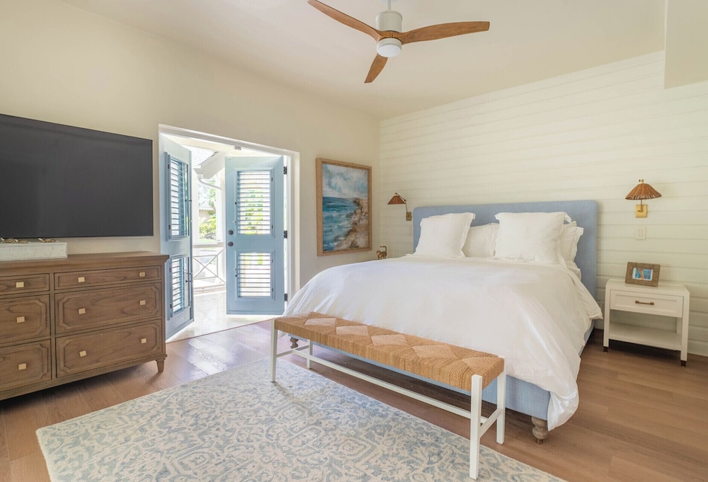 4 Bedrooms, Palm, Grove, Villa, 2 Double and Twin Beds, 4 King Beds