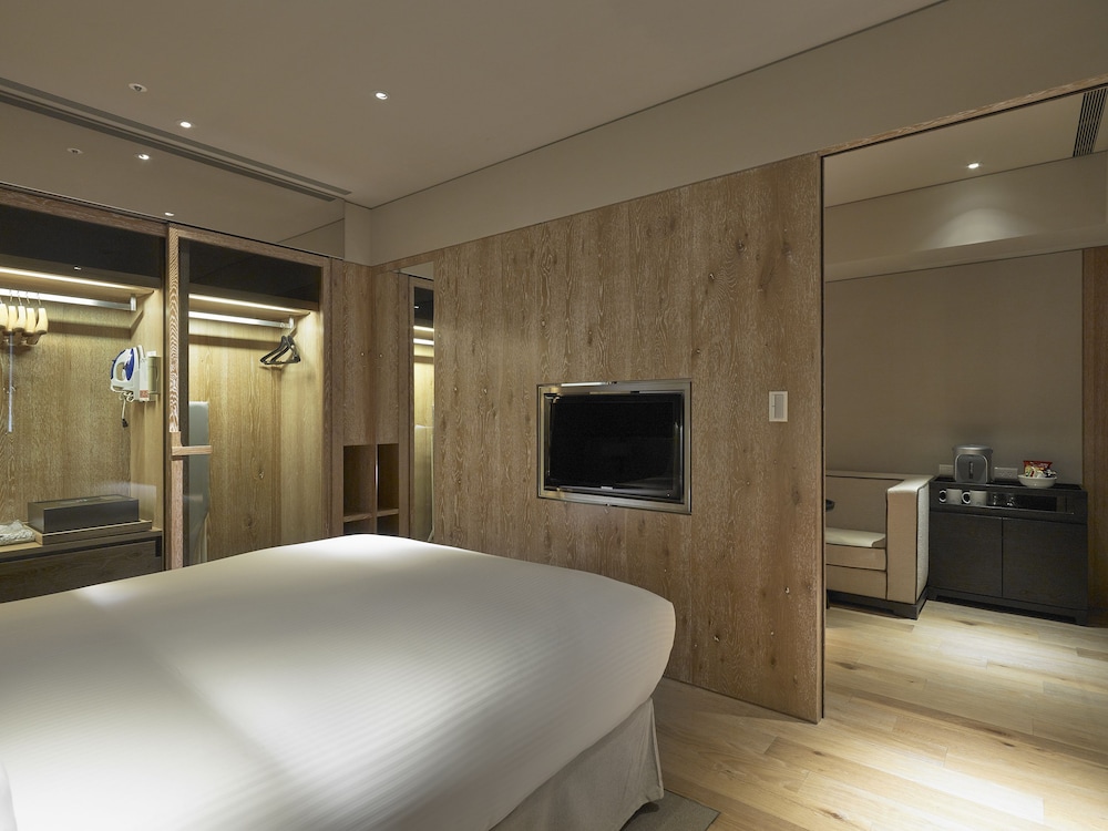 GLORIA RESIDENCE 13/55