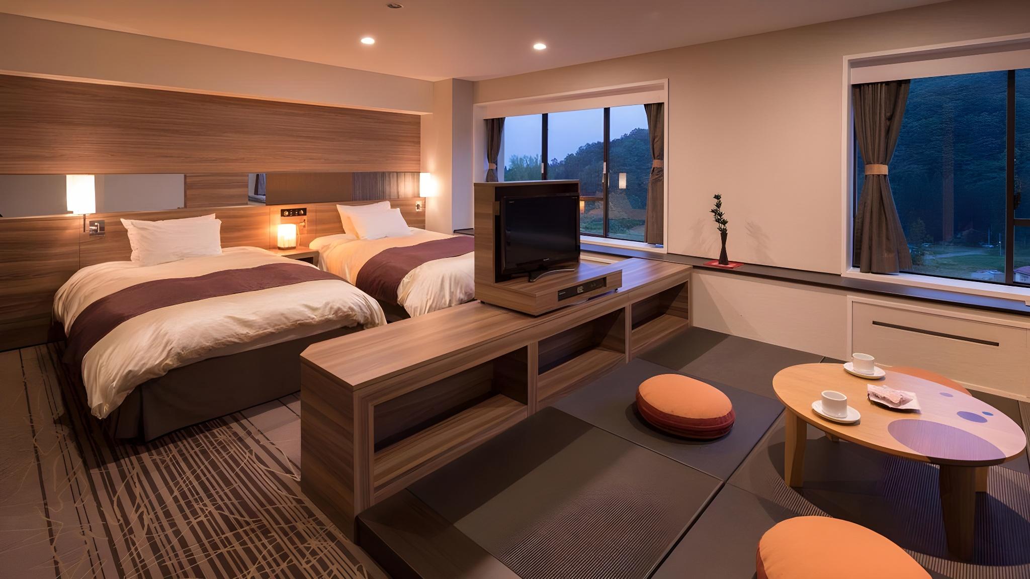 Semi Room, Japanese Western, Ryukyu, 2 Semi Double Beds, Tatami